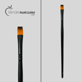 Pincel Plano Sintético N°7, mango negro.