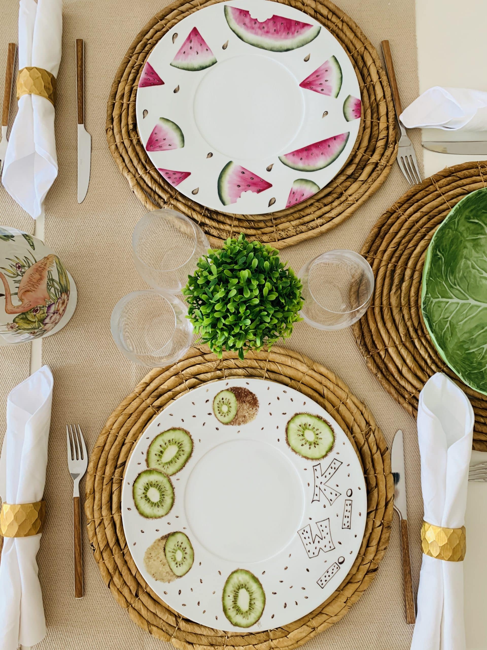 Taller de arte Verde Manzana Vajilla porcelana plato curso Set de 2 platos planos de porcelana diseños frutales, sandía y kiwi.
